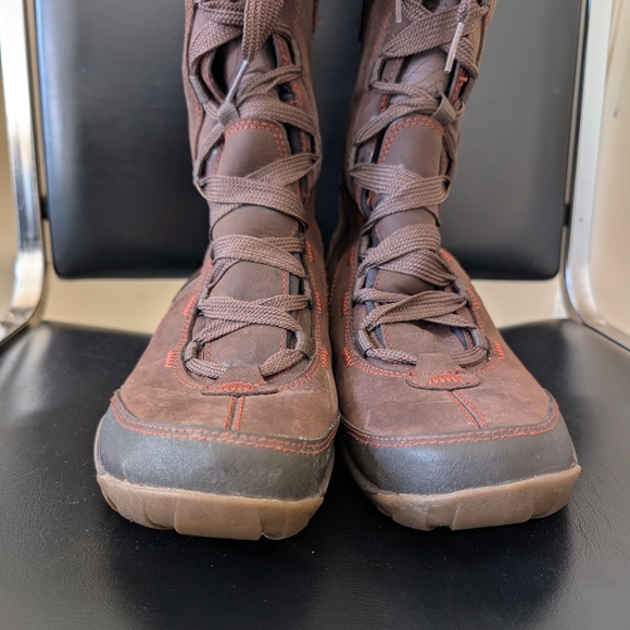 Merrell Winter Boots - Picture 4 of 8